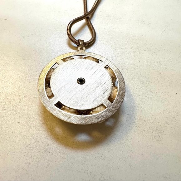 Genuine Ivory Vintage Pendant Jewelry Necklace Collectible - Picture 7 of 7